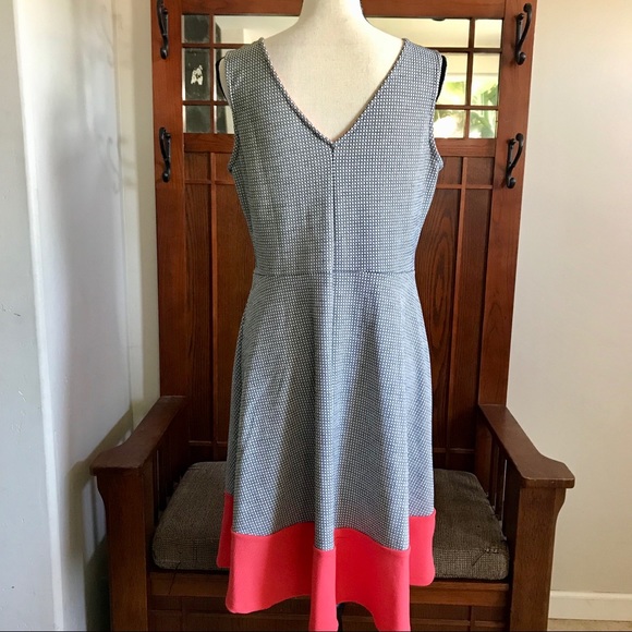 FINAL FEW  Plus Size Textured Skater Dress - Picture 6 of 8